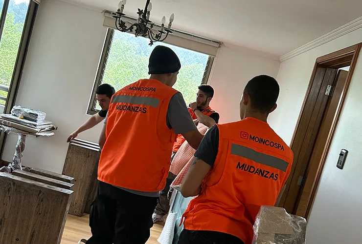 Nosotros 2 Nosotros tenemos todos los servicios para que nos elijas en tu mudanza en las condes